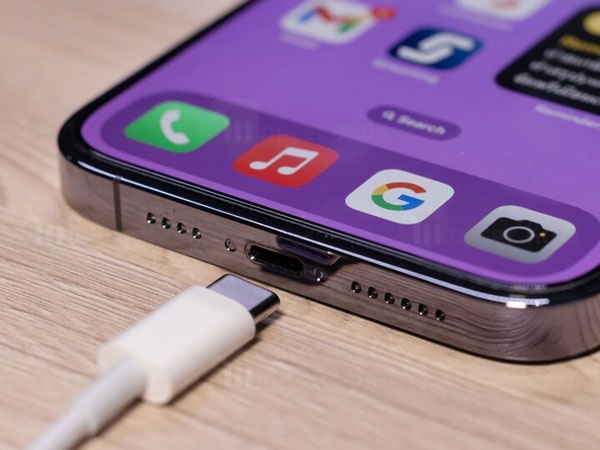 iphone-vs-android-type-c-port
