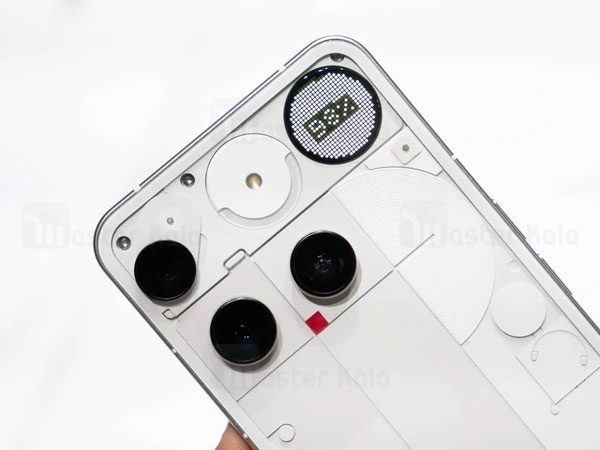 Nothing Phone 3 and headphone 1