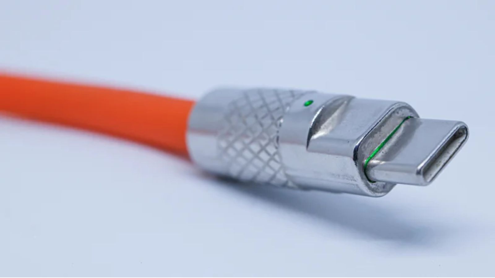 USB-C cable vs USB4