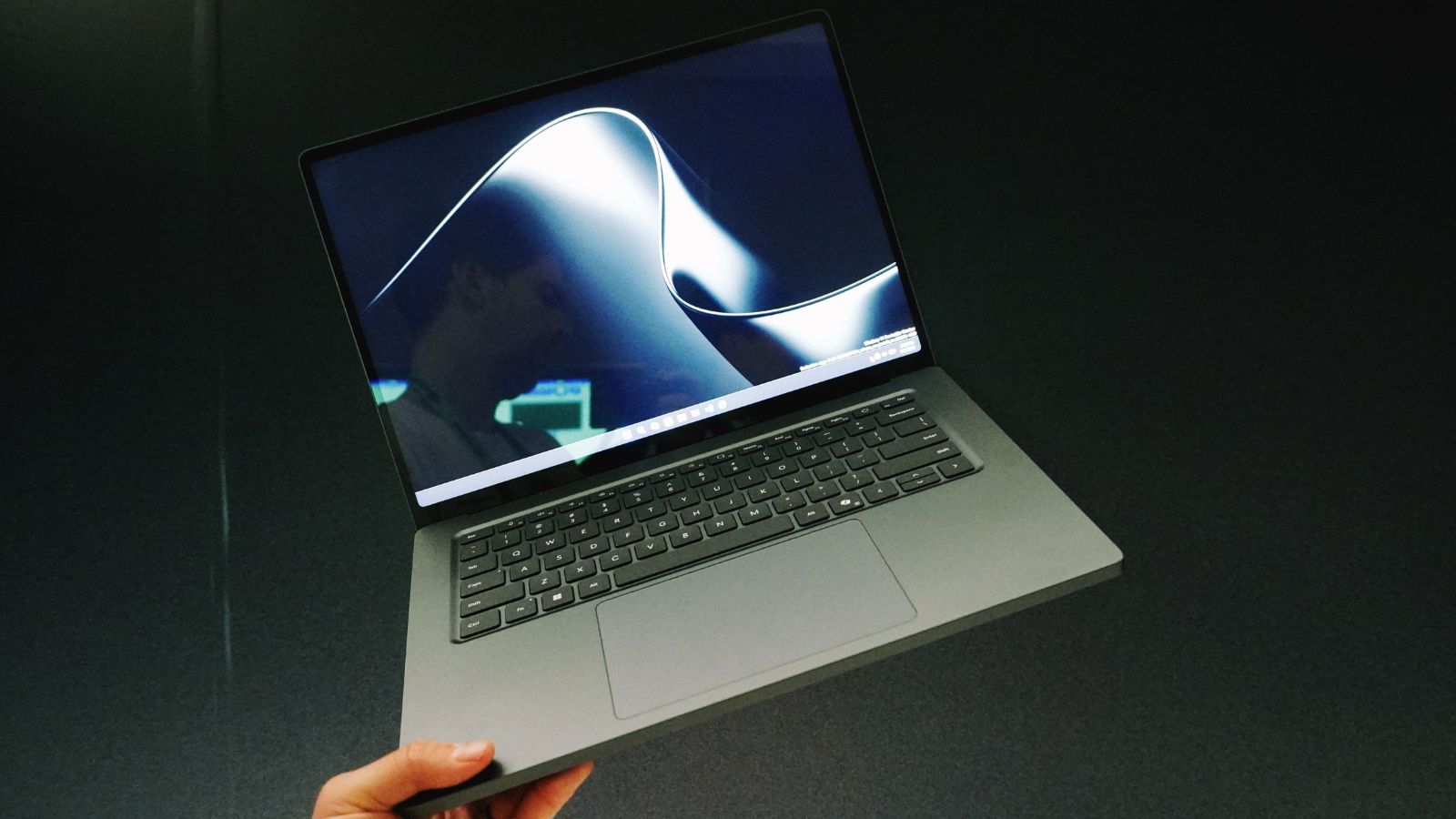 surface laptop ultra 2026