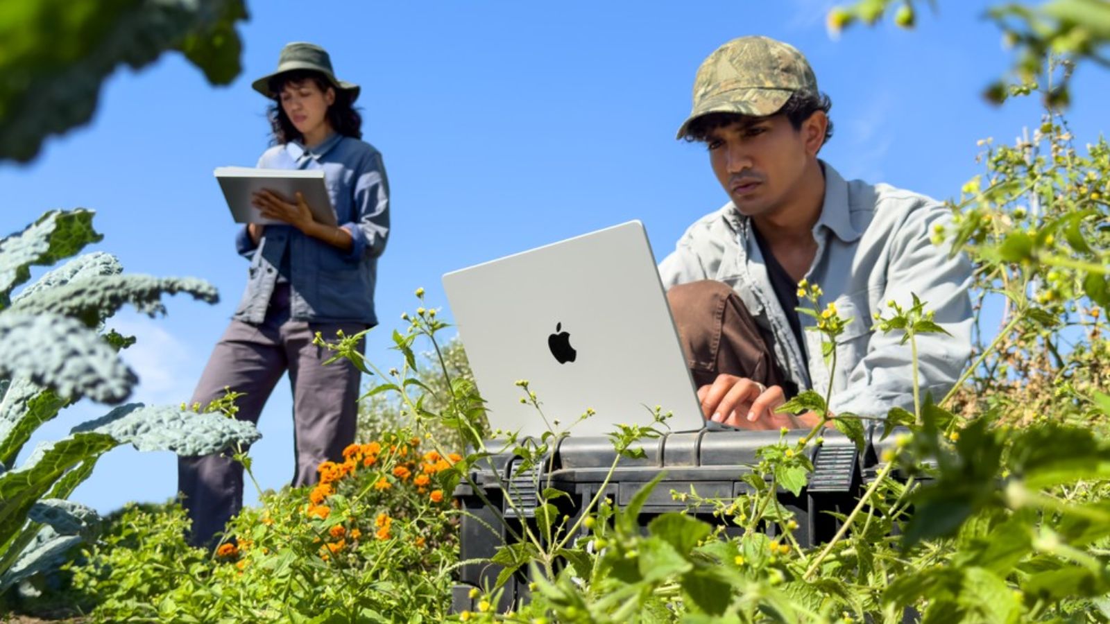 Macbook Pro 14 with M6 Processor