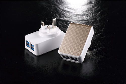 شارژر دیواری 4 پورت امی Emy مدل MY-262 همراه با کابل