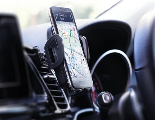 شارژر وایرلس و پایه نگه دارنده موبایل Momax CM7