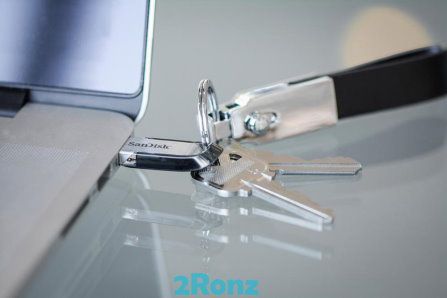 فلش مموری 128 گیگابایت سن دیسک SanDisk Ultra Flair CZ73