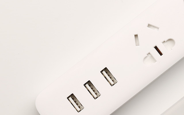 سه راهی برق USB دار شیائومی Xiaomi XMCXB01QM Power Strip