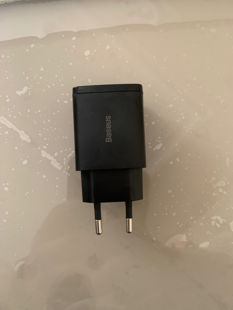 شارژر دیواری بیسوس Baseus CCXJ020101 توان 17 وات
