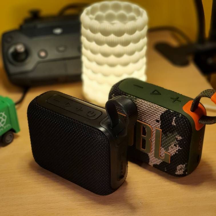 اسپیکر بلوتوث یوسمز USAMS YX015 Wireless Speaker توان 5 وات رم و فلش خور