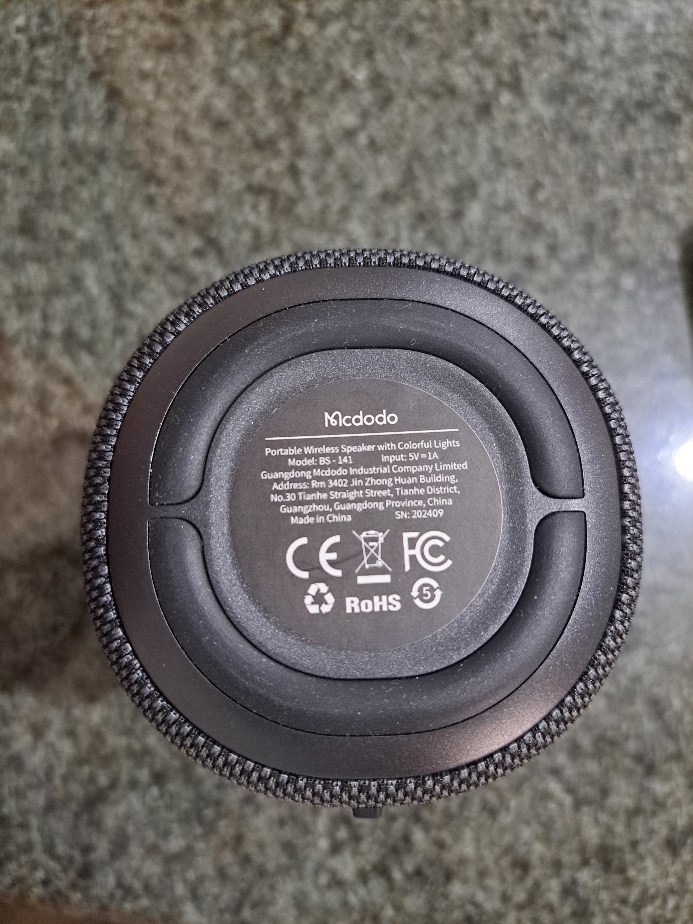 اسپیکر بلوتوث مک دودو Mcdodo BS-1410 Portable Wireless Speaker توان 10 وات رم و فلش خور