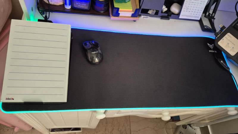 دسک پد گیمینگ هیسکا Hiska HR-60 دارای چراغ RGB