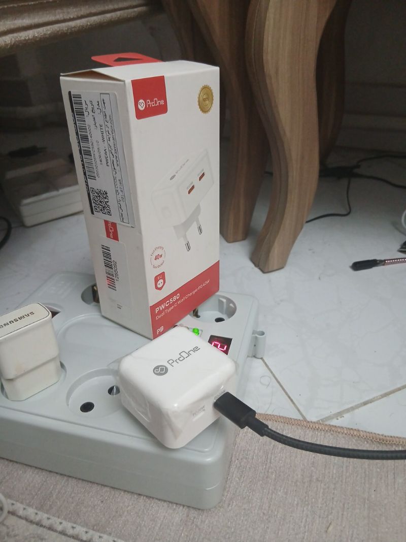 شارژر دیواری پرووان Proone PWC580 توان 40 وات