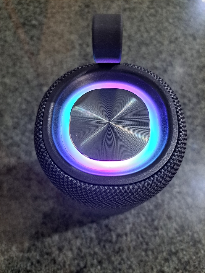 اسپیکر بلوتوث مک دودو Mcdodo BS-1410 Portable Wireless Speaker توان 10 وات رم و فلش خور