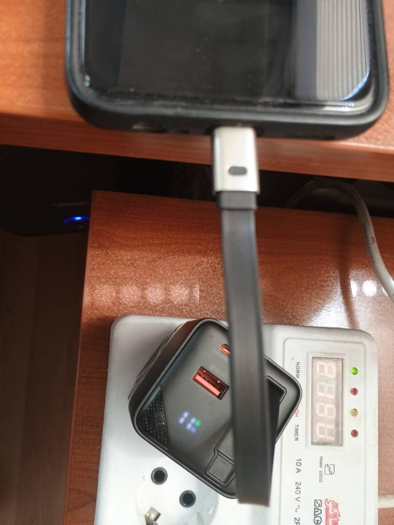 شارژر دیواری بیوا Biva HC-59 GaN Fast Charger توان 65 وات همراه با کابل جمع شونده