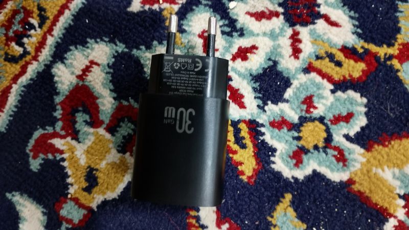 شارژر دیواری یوسمز USAMS CC229 توان 30 وات