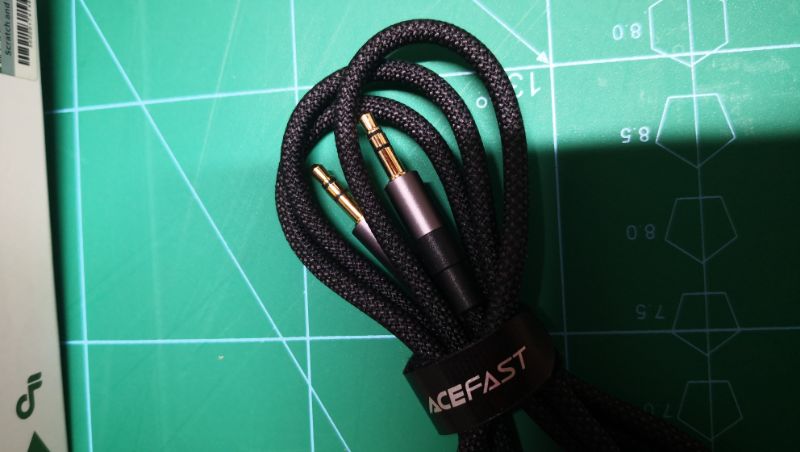 کابل انتقال صدا Aux ایس فست ACEFAST J10 طول 1 متر