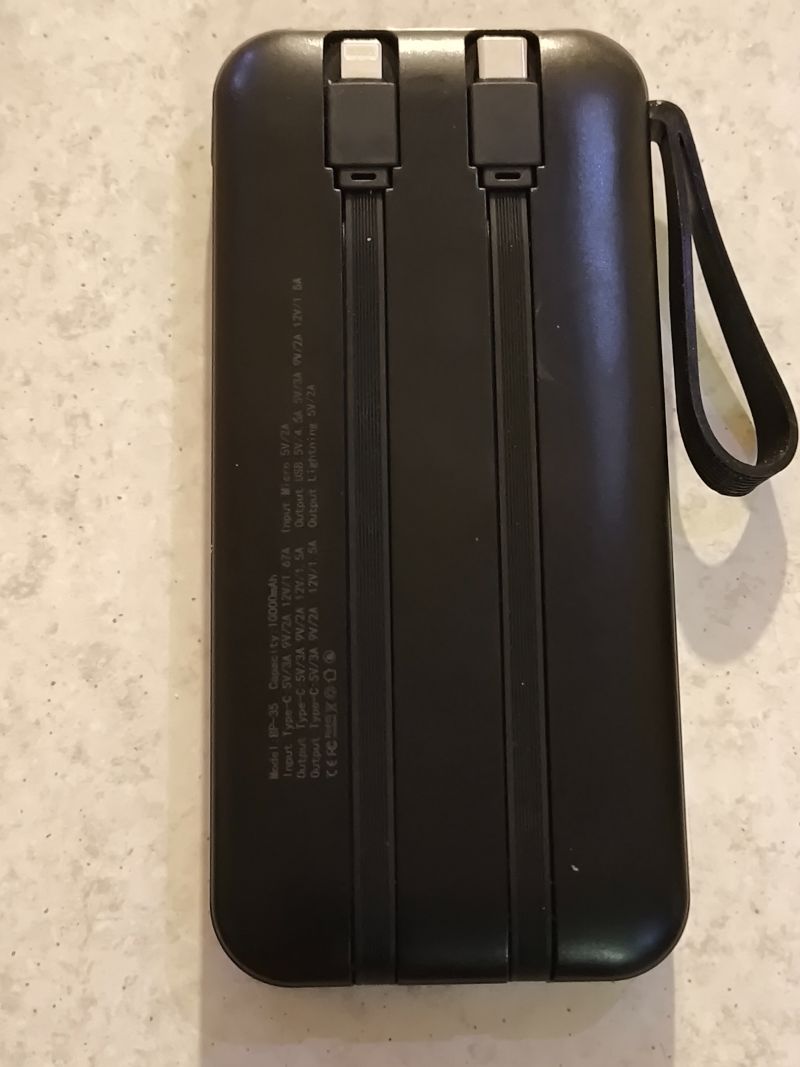 پاوربانک 10000 بیوا Biva BP-035 Power Bank توان 22.5 وات با کابل متصل