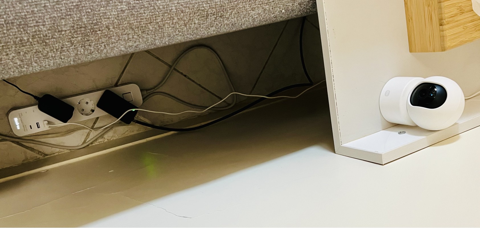 چند راهی برق و شارژر هادرون Hadron P343 GAN دارای 3 پورت