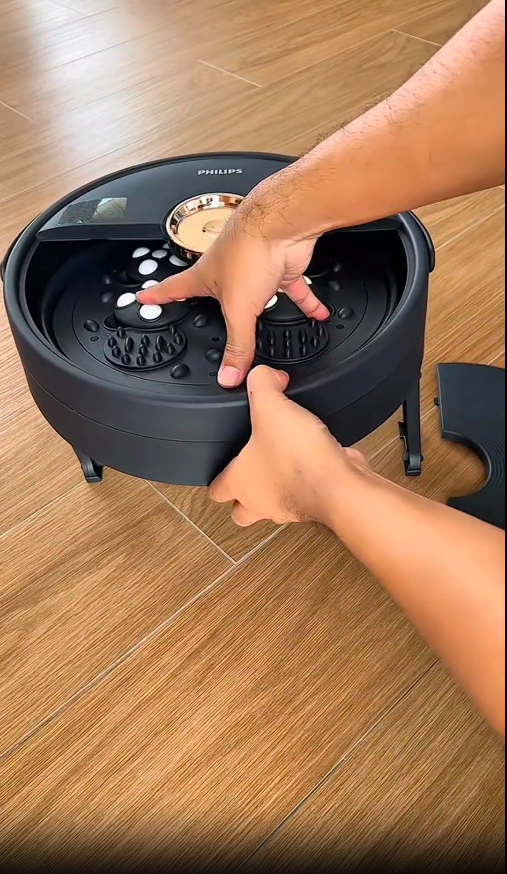 شستشو دهنده و ماساژور پا تاشو فیلیپس Philips PPM6501